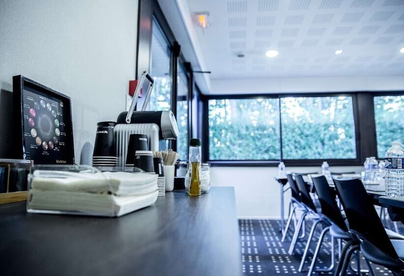 בית מלון כפרי Kyriad Rennes Nord