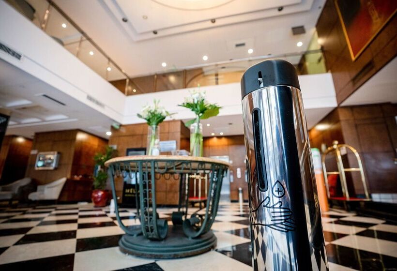 هتل Doubletree By Hilton Buenos Aires