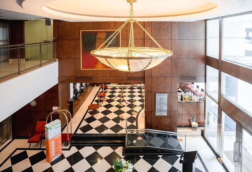 هتل Doubletree By Hilton Buenos Aires