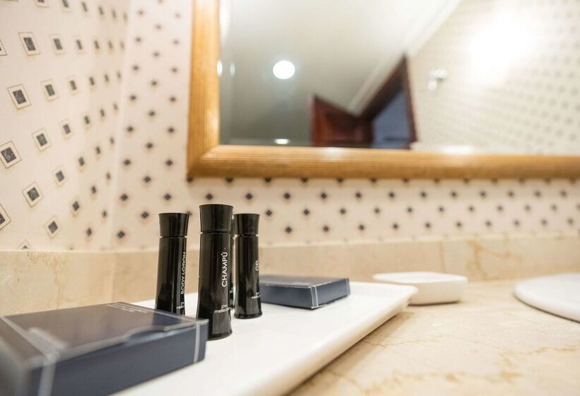 هتل Doubletree By Hilton Buenos Aires