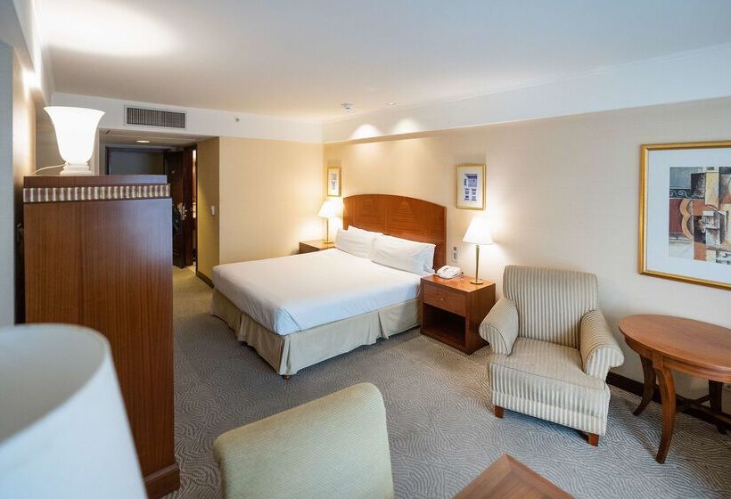 هتل Doubletree By Hilton Buenos Aires