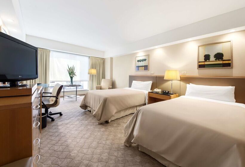 هتل Doubletree By Hilton Buenos Aires