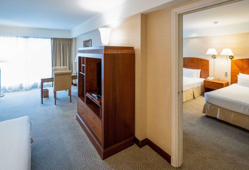 هتل Doubletree By Hilton Buenos Aires