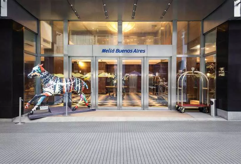 هتل Doubletree By Hilton Buenos Aires