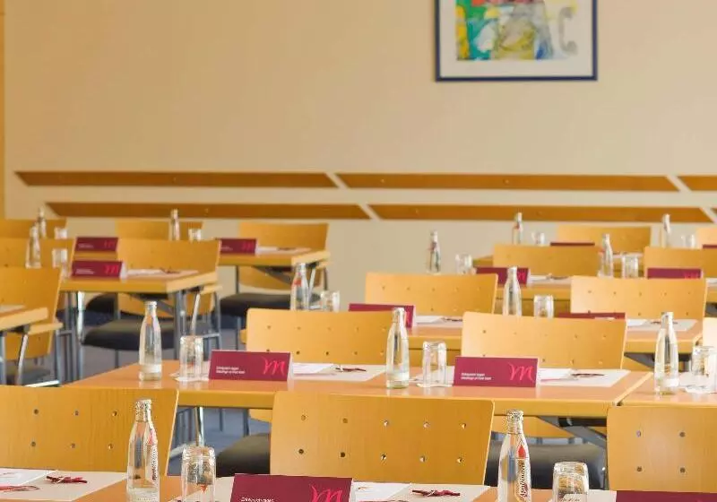 Отель Mercure Bad Homburg Friedrichsdorf