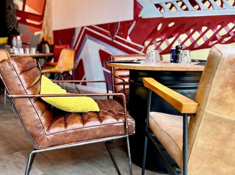 هتل Mercure Le Havre Centre Bassin Du Commerce