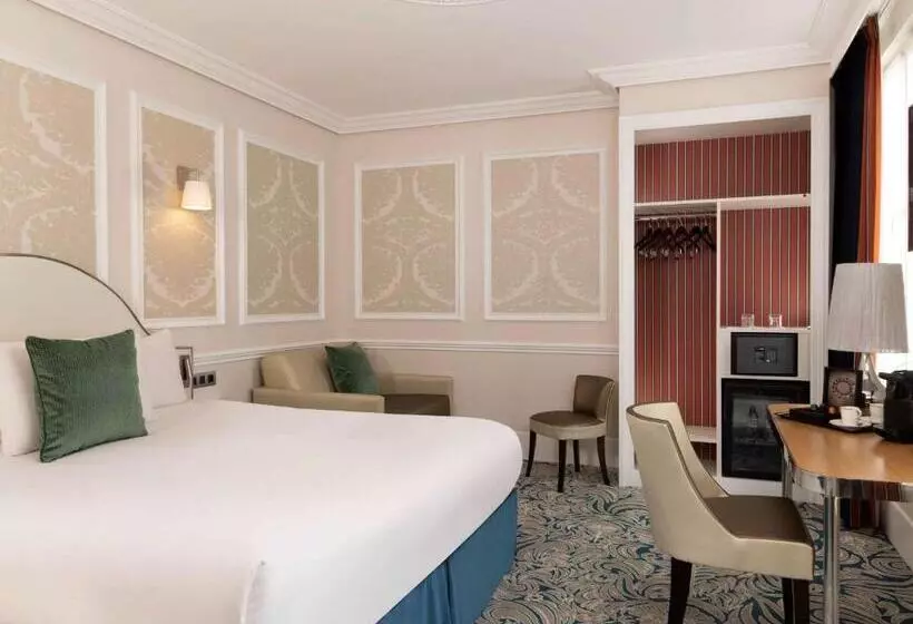 هتل Mercure La Sorbonne Saint Germain Des Prés