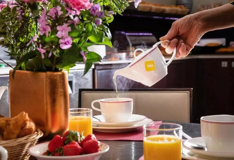 هتل Mercure La Sorbonne Saint Germain Des Prés