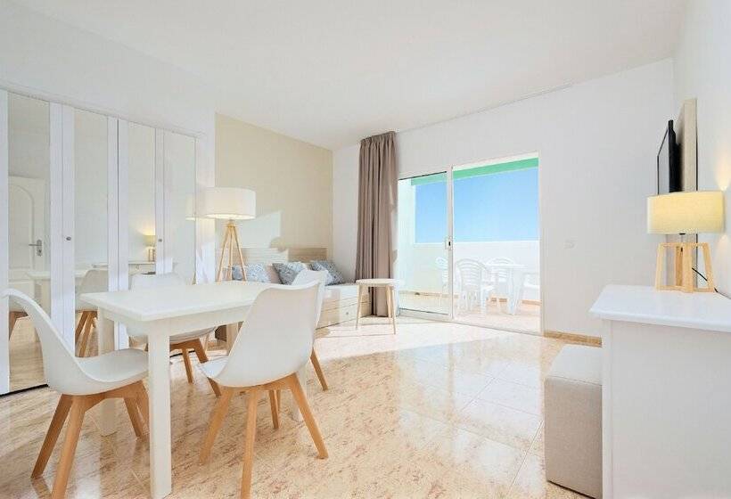 Отель Moon Dreams Marina Parc