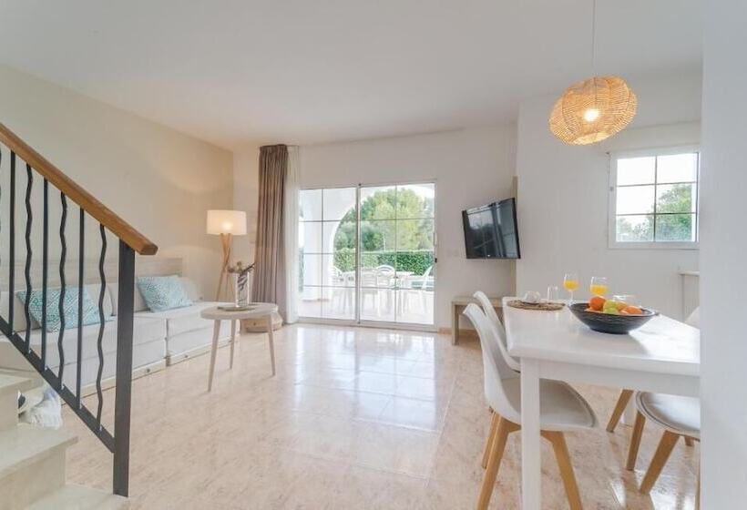 Отель Moon Dreams Marina Parc