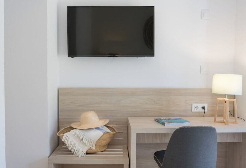 Отель Moon Dreams Marina Parc