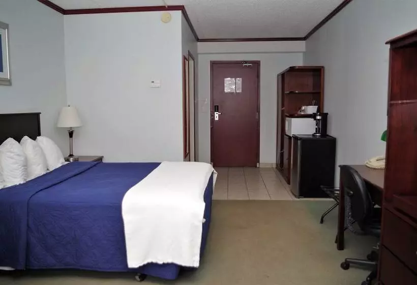 Causeway Bay Hotel Sparwood