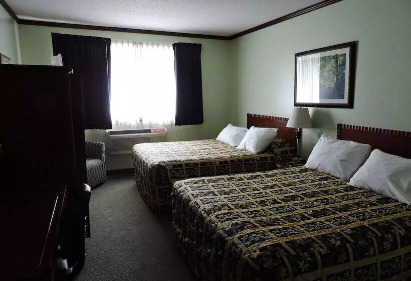 Causeway Bay Hotel Sparwood