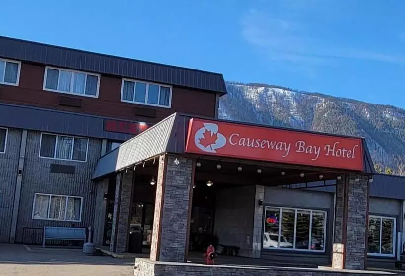 Causeway Bay Hotel Sparwood