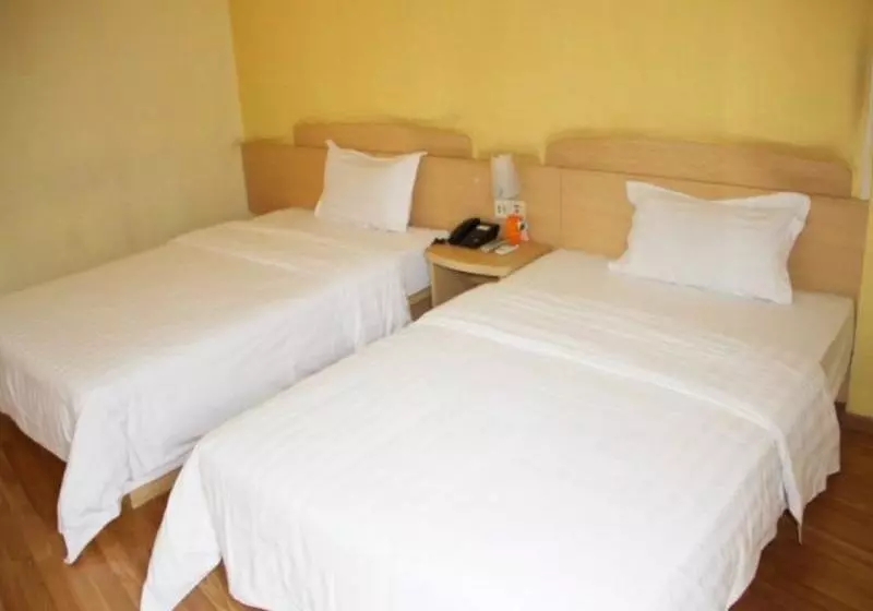 هتل 7 Days Premium Kunming Huancheng South Road Branch