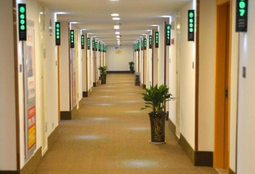 בית מלון כפרי Greentree Inn Heze Shan County Huxi South Road Express