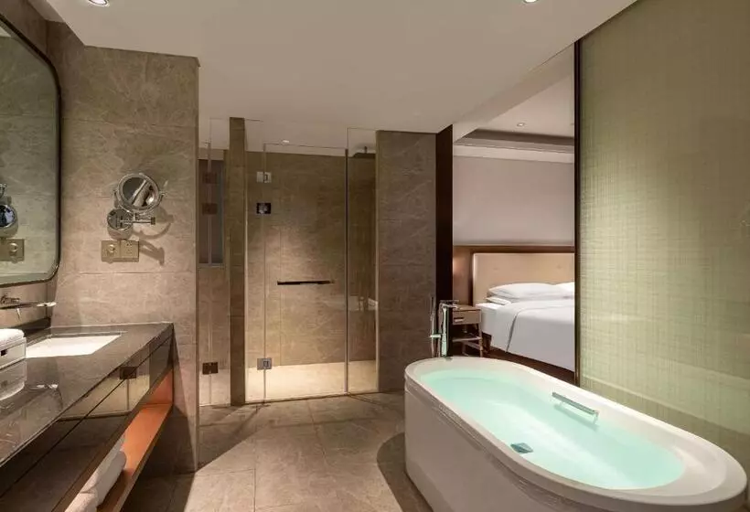 ホテル Wingate By Wyndham Hainan Chengmai