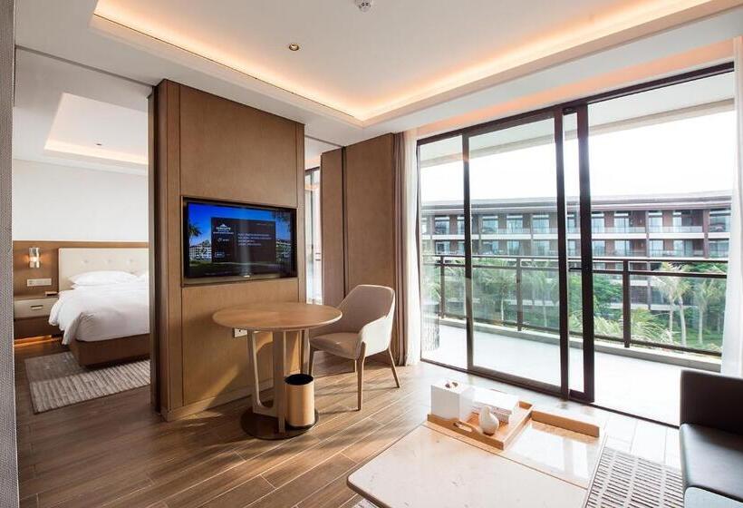 Hotel Wingate By Wyndham Hainan Chengmai