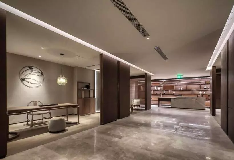 ホテル Wingate By Wyndham Hainan Chengmai