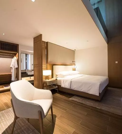 ホテル Wingate By Wyndham Hainan Chengmai