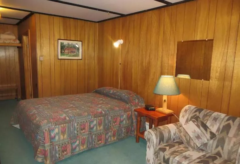 Hotelli Black Cat Guest Ranch