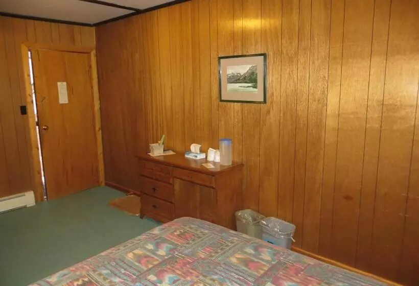 Hotelli Black Cat Guest Ranch