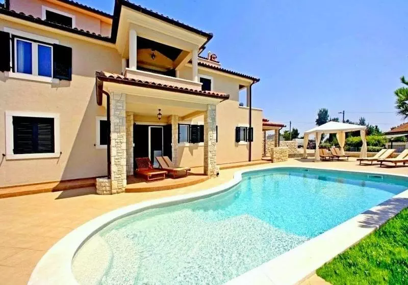 ホテル Villa Salu