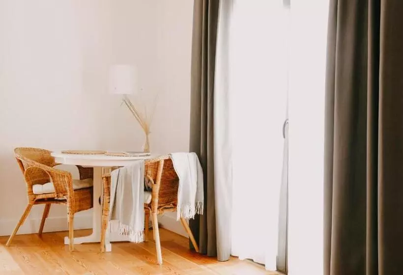 ペンション Cambeiros   Guest House