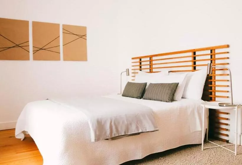 ペンション Cambeiros   Guest House