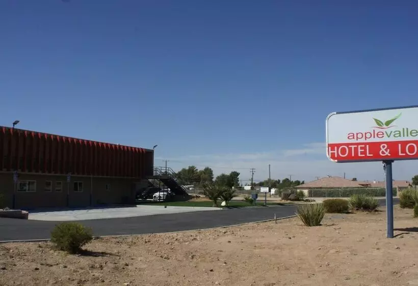 Apple Valley Hotel & Lodge