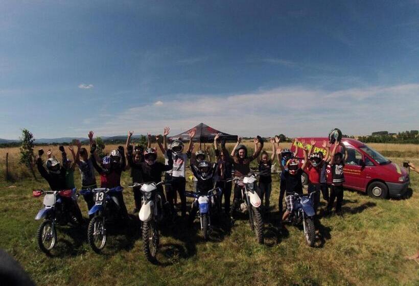 فندق Auberge De Thelis