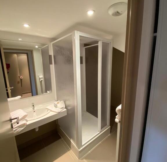 فندق Auberge De Thelis