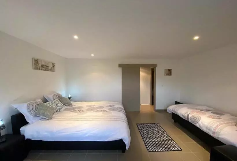 ホテル Auberge De Thelis