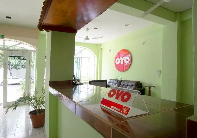 OYO Hotel Estacion,José Cardel,Parque Central Revolución