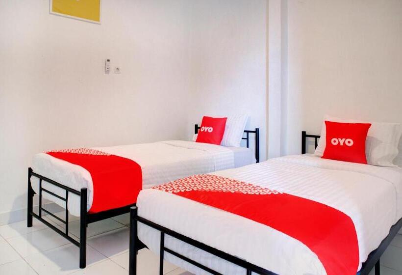 فندق Oyo 3690 Wisma Yani Syariah