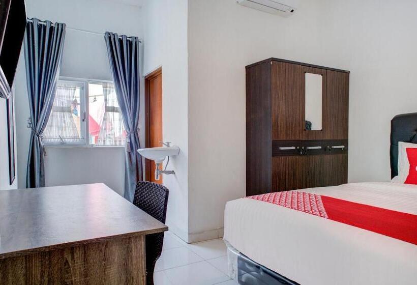 فندق Oyo 3690 Wisma Yani Syariah