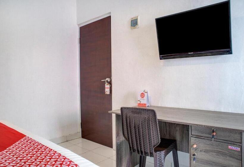 فندق Oyo 3690 Wisma Yani Syariah