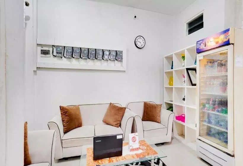 Hotelli Oyo 3705 Orchid Family Residence