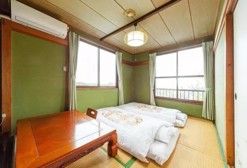 هتل Oyo Ryokan Chikazaki Bekkan Genkai