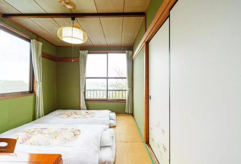 هتل Oyo Ryokan Chikazaki Bekkan Genkai