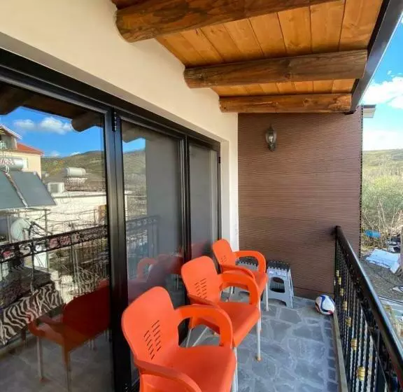 ペンション Villa Shuaipaj