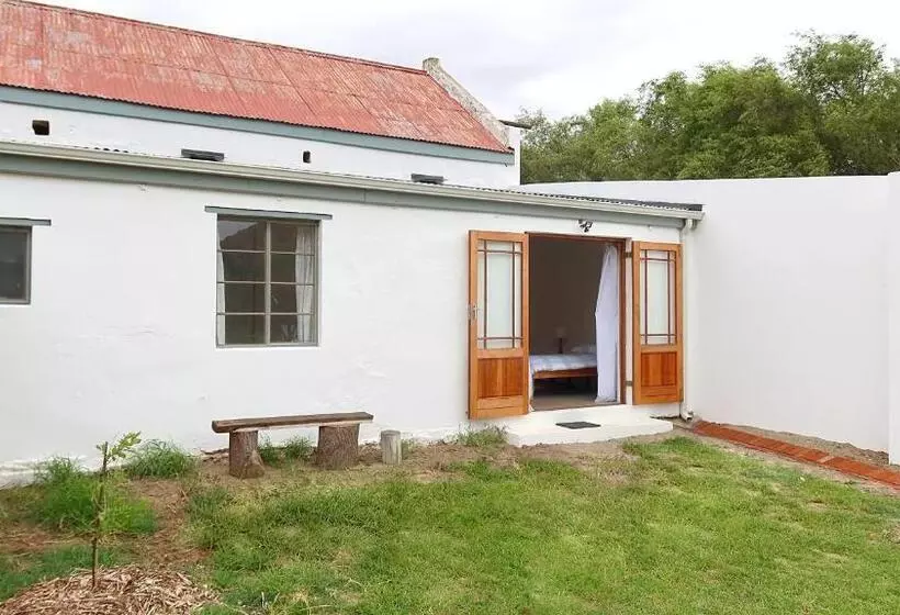 Retkeilymaja De Bos Backpackers