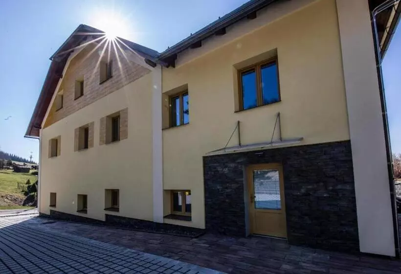 Apartmány Pod Jeřábem, šanov 67, červená Voda