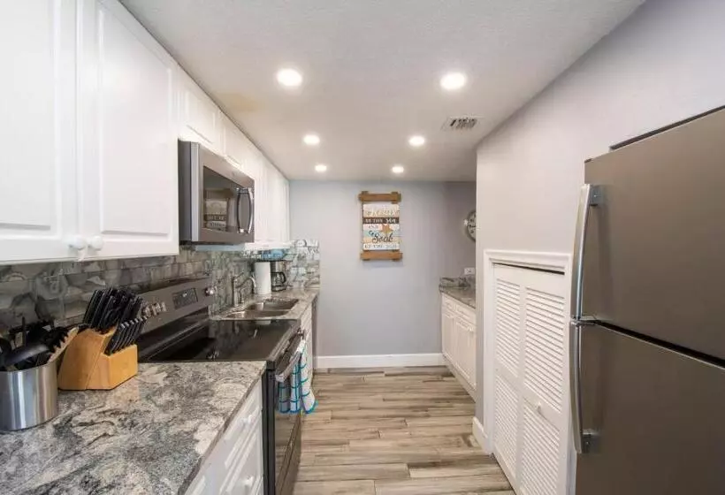 Beach Living At Sunrise To Sunset Villa