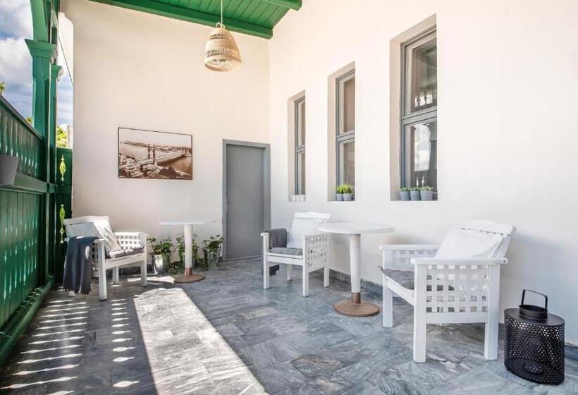 تختخواب و صبحانه Kedves Vendégház