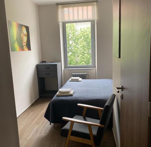 تختخواب و صبحانه Kedves Vendégház