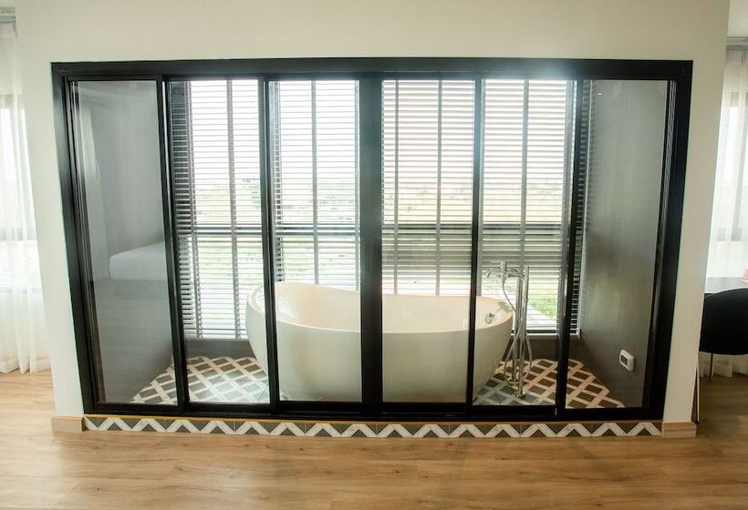 Heaven Hotel Chachoengsao