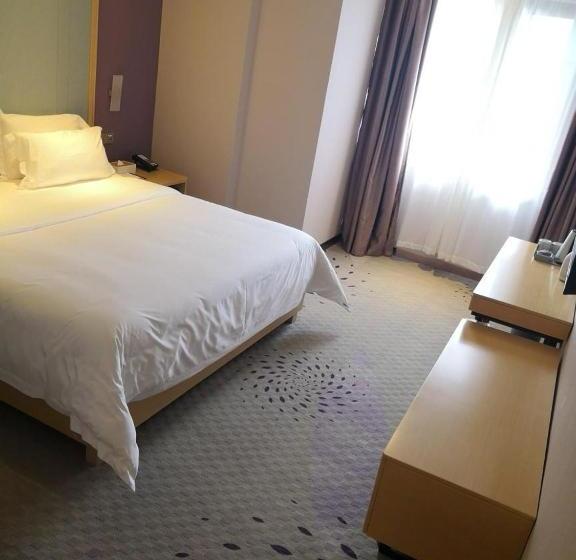 فندق City Comfort Inn Chengdu Tianfu Square Metro Station