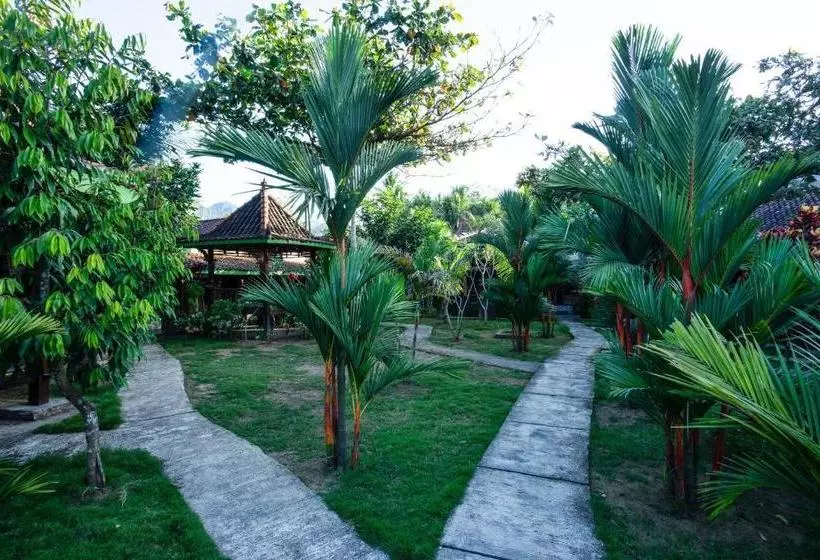 ホテル Oyo 3483 Borobudur Cottage