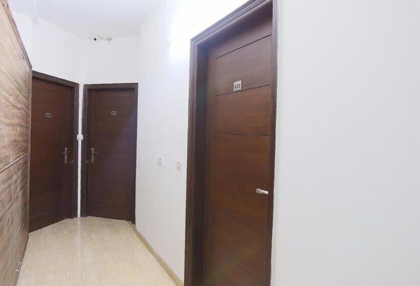 هتل Oyo 65630 New Raj Kamal